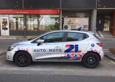 Lettrage/logotage en semi-covering